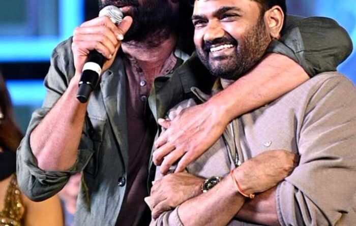 Prabhas Fans Special Gesture to Maruthi