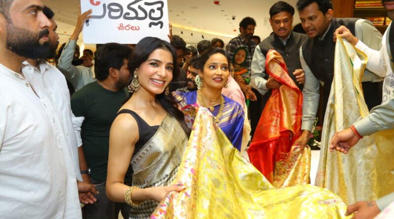 Samantha Ruth Prabhu Inaugurates Sirimalle Sarees at Jubilee Hills Check Post