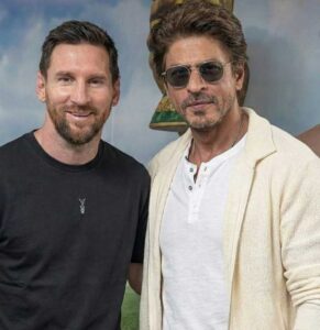 Shahrukh Khan With Messi At Kolkata