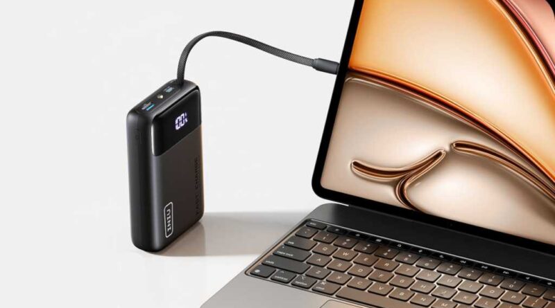 Iniu 20K power bank with built-in cable deal