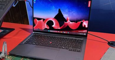 Lenovo ThinkPad X1 Carbon Aura Edition at CES 2026
