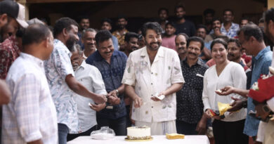 Padayaatra team felicitates Mammootty for Padma Bhushan