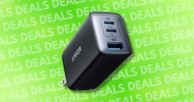 Anker Nano 65W 3-port USB wall plug charger block deal