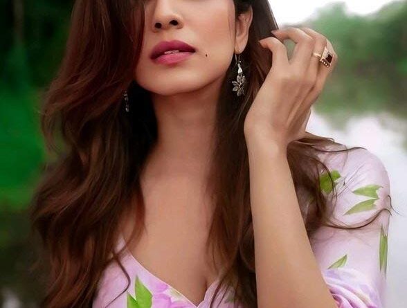 Malavika Mohanan draws the ire of people