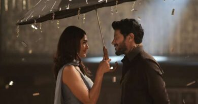 Dulqer-Mrunal pic ignites Sita Ramam sequel rumours