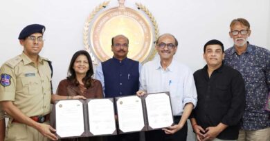 Telangana Signed MOU With Film Chamber To Crub Piracy