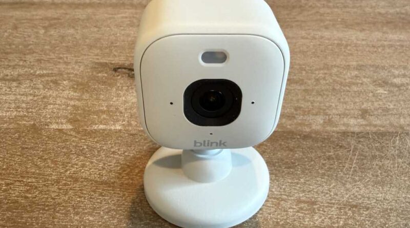 Blink Mini 2K top down angle