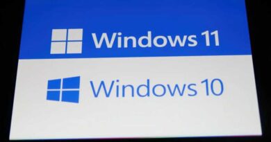 Windows 11 logo juxtaposed with Windows 10 logo