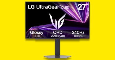 LG UltraGear 27GX704A-B OLED gaming monitor deal