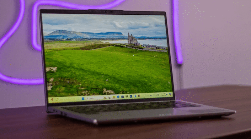 Acer Swift Go 14 laptop review photo
