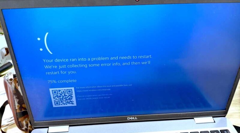 Windows 11 laptop security system crash blue screen error