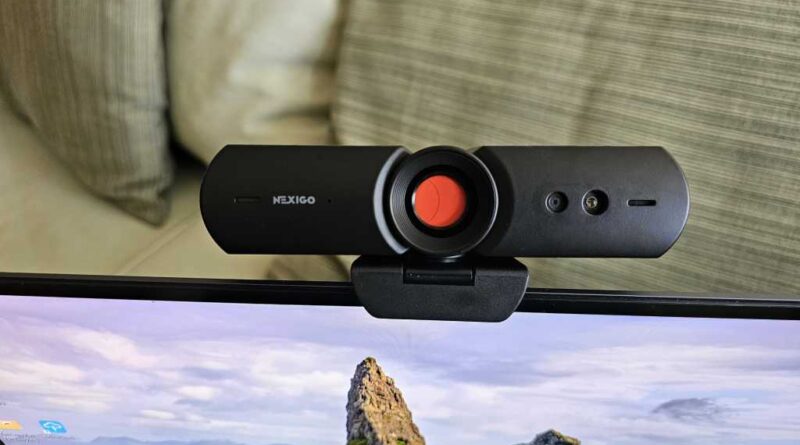 NexiGo Hellocam Windows Hello webcam primary 1