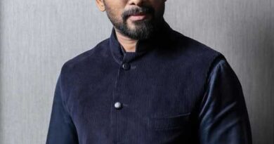 Allu Arjun Making His Friends And Family As Producers