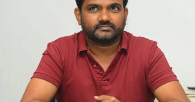 Maruthi targeting Sankranti with hilarious entertainer