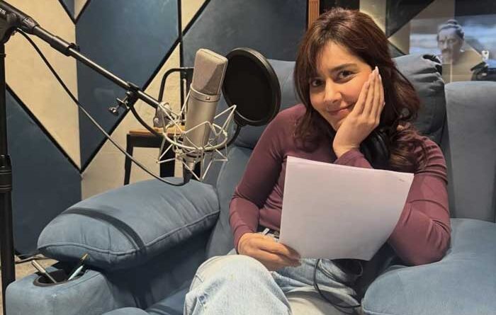Raashi Khanna kickstarts dubbing for Ustaad Bhagat Singh