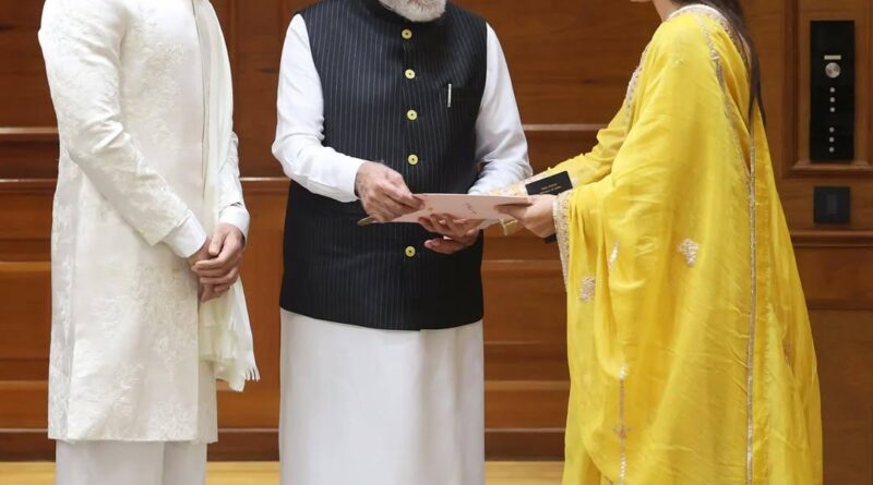 Vijay Devarakonda, Rashmika met PM Modi at this time