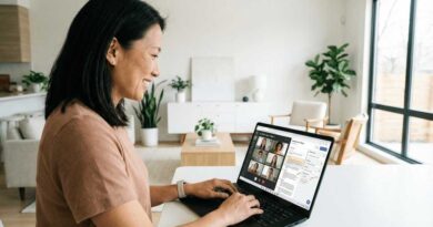 Bärbar dator, kontor, kvinna, surfar