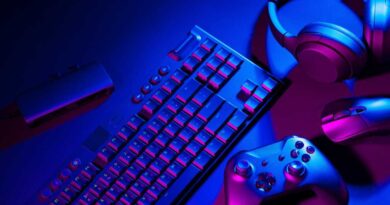 PC gaming computer mouse headphones controller accessories peripherals