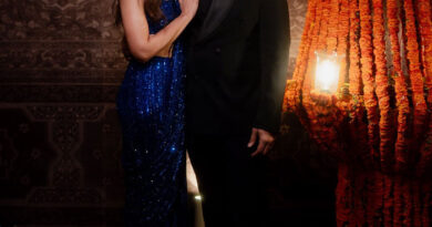 Allu Arjun Celebrated 15th Wedding Anniversary With A Luxury Car Arrival