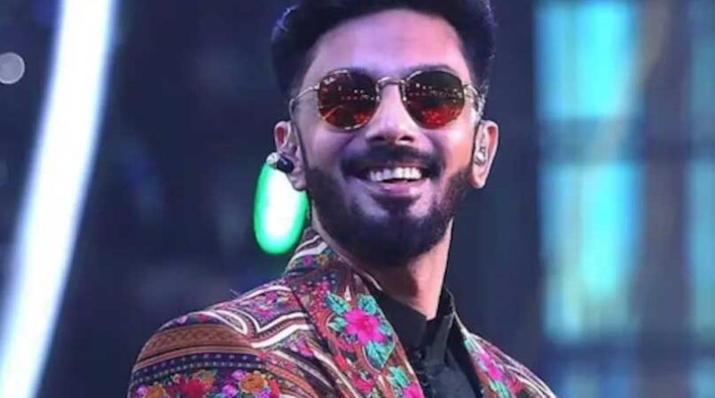 After Sensational Response In Hyderabad Anirudh Set For Vizag Concert