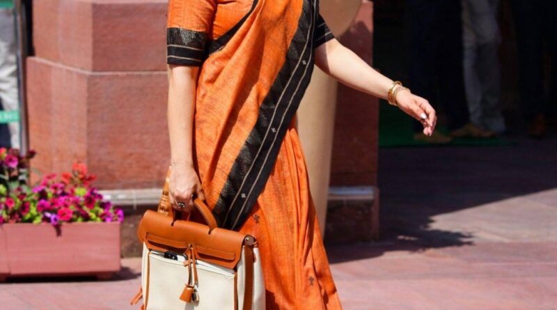 Kangana Ranaut blasts Bollywood | cinejosh.com