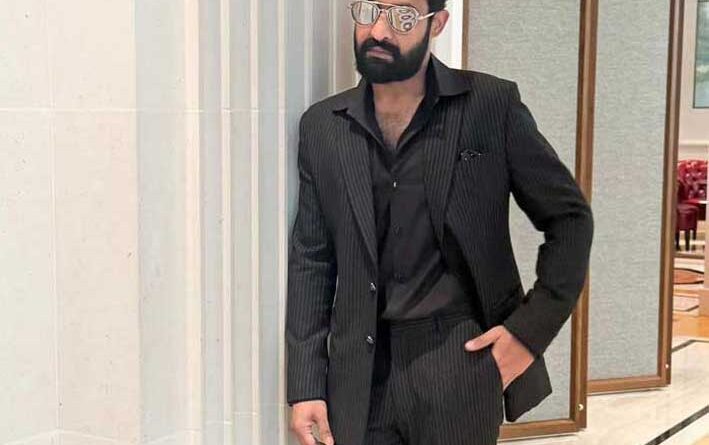 NTR sheds weight for Dragon