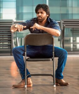 Pawan Kalyan new pic from Ustaad Bhagat Singh goes viral