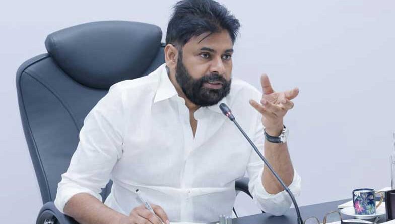 Pawan Kalyan praises Chiranjeevi initiative