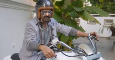 Prabhas Praises Sharwanand Biker | cinejosh.com