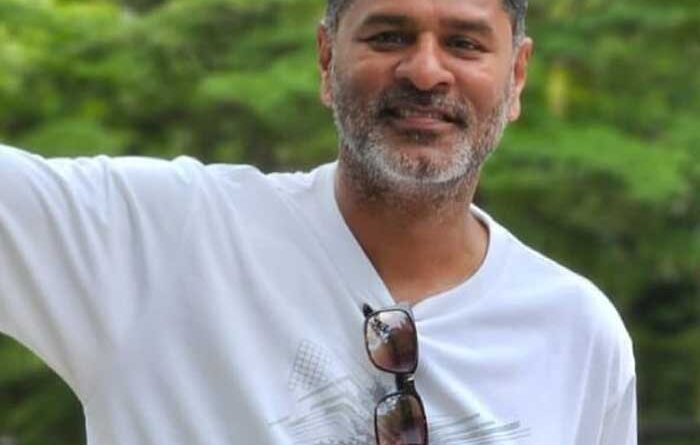 Prabhu Deva sells off two flats in Mumbai