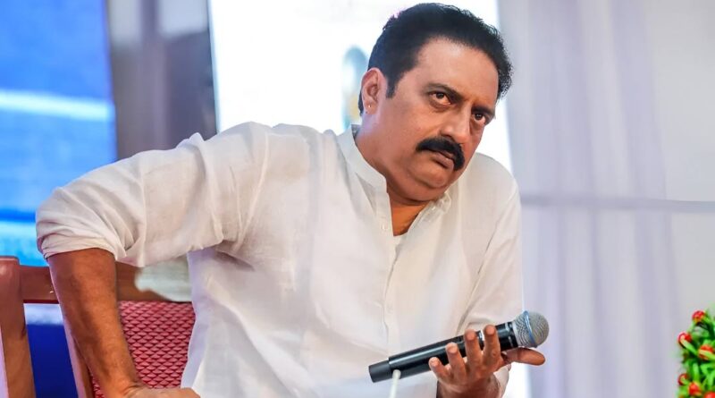 Prakash Raj showing stars to the makers