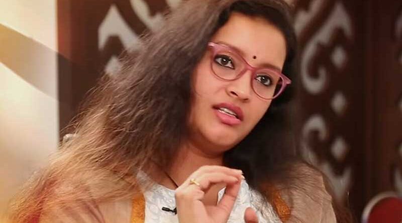 Renu Desai warns netizens for vulgar comments