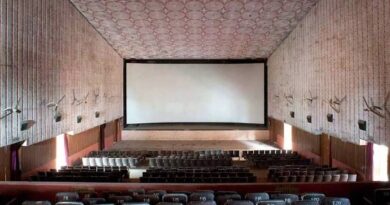 High Court bans parking fee in Single Theatres