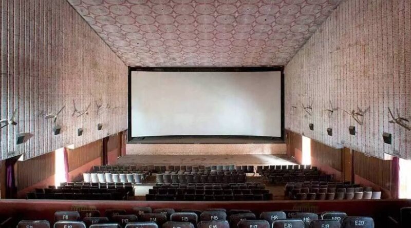 High Court bans parking fee in Single Theatres