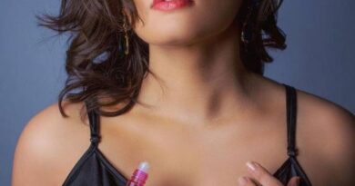 SU on comparisons with Miss Word