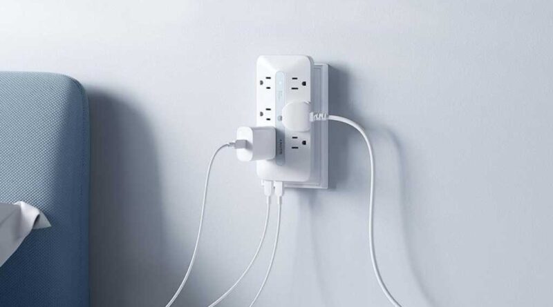 Anker 10-in-1 USB Charging Power Strip Outlet Extender