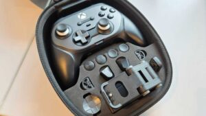 HyperX Clutch Talon in case