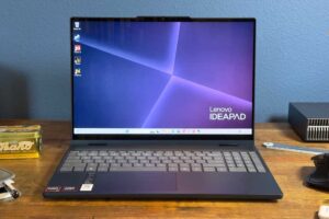 Lenovo IdeaPad 5a 2-in-1 hero