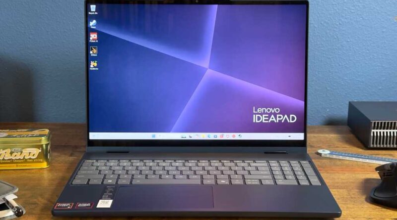 Lenovo IdeaPad 5a 2-in-1 hero