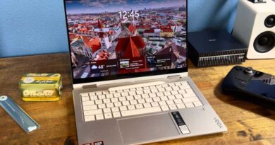 Lenovo Yoga 7a hero