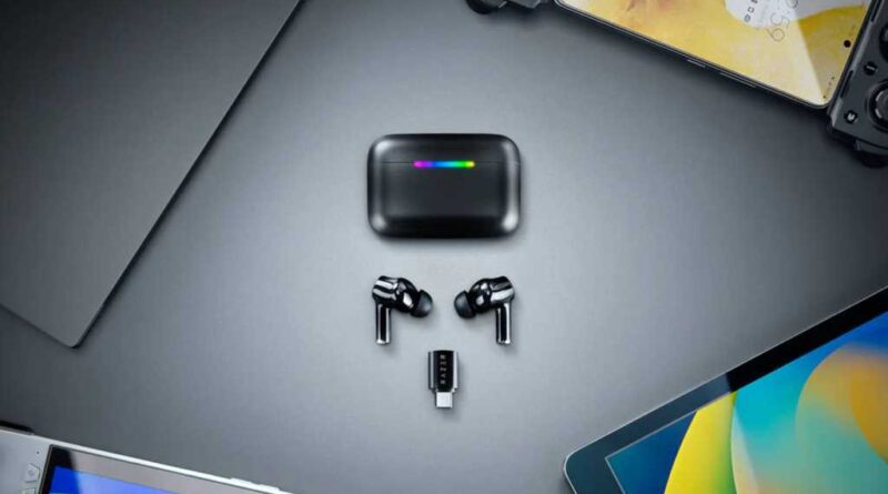 Razer Hammerhead V3 HyperSpeed wireless gaming earbuds