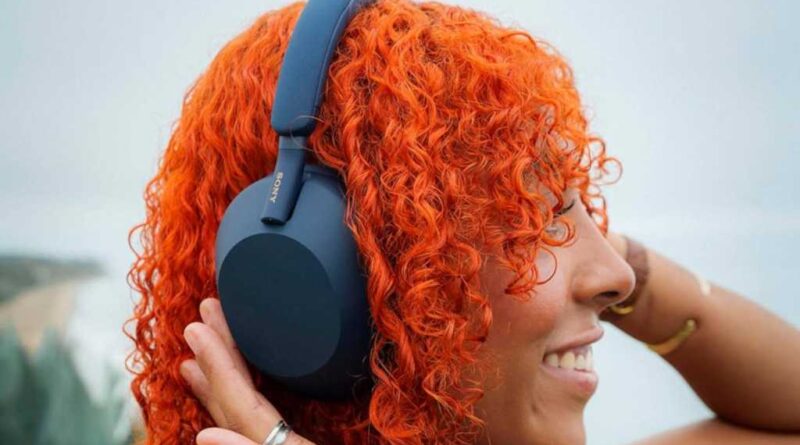 Sony WH-1000XM5 headphones