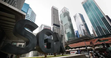 S’pore stocks dip on US-Iran ceasefire uncertainty, Singdollar gains against Yen and Rupiah