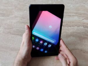 Samsung Galaxy Tab A 8.0″ (2018) 32GB WiFi & 4G Verizon Black (Refurbished)