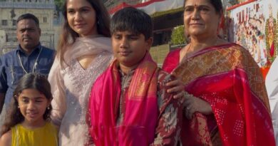 Sneha Reddy-Ayan and Arha climb Tirumala