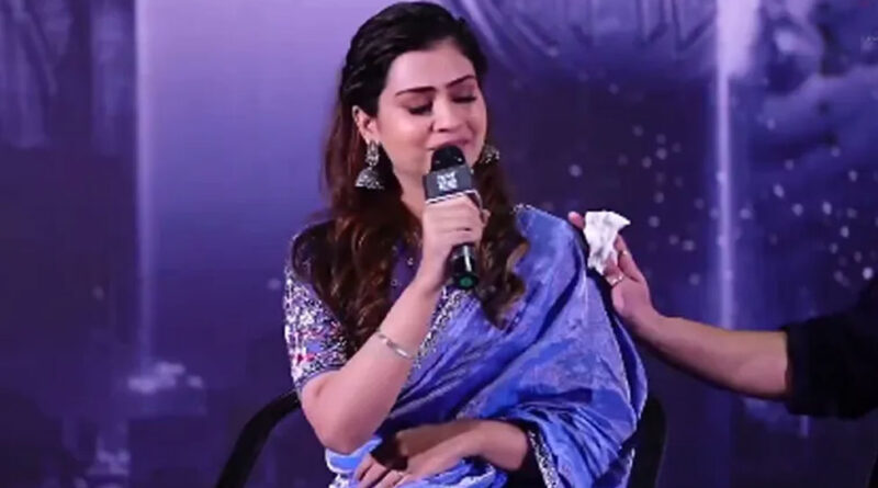 Payal Rajput Walks out Of An Event Emotionally While Recalling Late Father