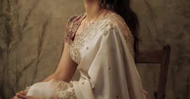 Rashmika Mandanna Looks Ethereal In An Expensive Saree At An Award Event