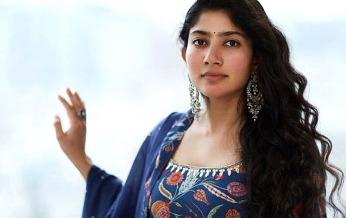 Filmmaker on Sai Pallavi being trolled over her Hindi