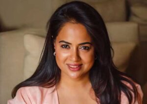 Sameera Reddy Reveals Bollywood Luxury Pressure