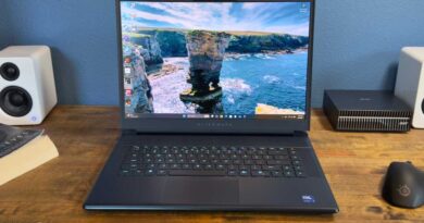 Alienware 16-inch Area-51 hero